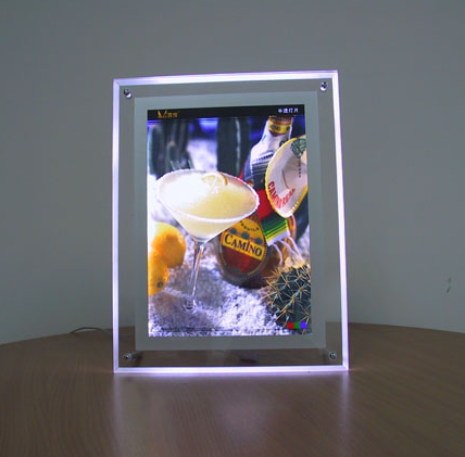 led磁吸鏤空燈箱4 LED磁吸led燈箱字4