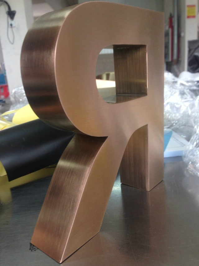 這些精品字，不只合適室外展示，還可以是公司最搶眼的形像26