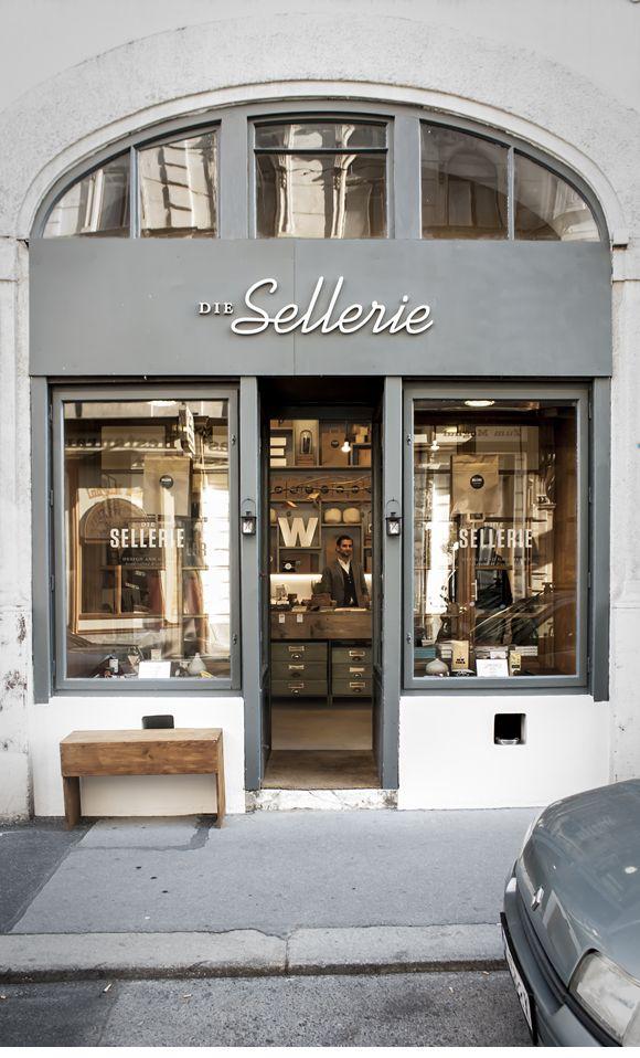 當(dāng)成線下超級(jí)入口，店面標(biāo)識(shí)重要性凸顯23