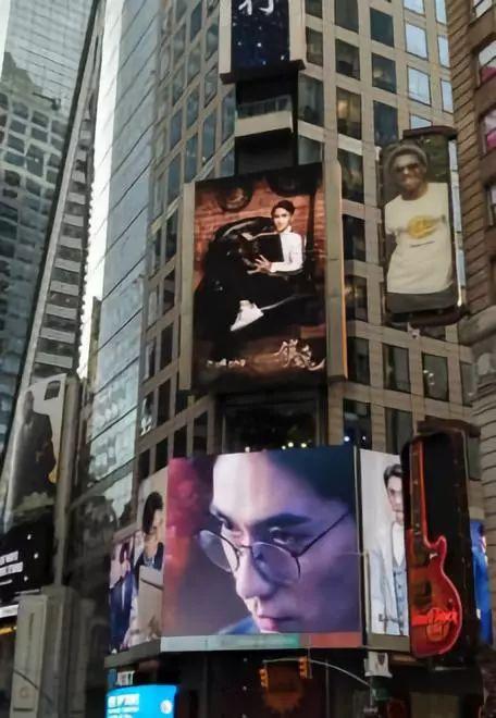 最賺錢(qián)的高樓大廈立面：紐約時(shí)期場(chǎng)地LED屏的前世今生