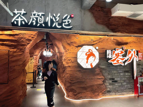 走訪長(zhǎng)沙、重慶等地后，我總結(jié)出一套做燈箱廣告牌“吸金術(shù)”2