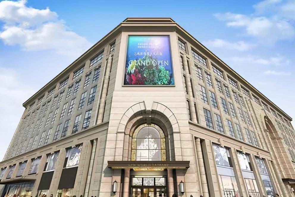 走訪10多位廣告企業(yè)用戶，才有的這份外墻led燈箱字制造安置指南11