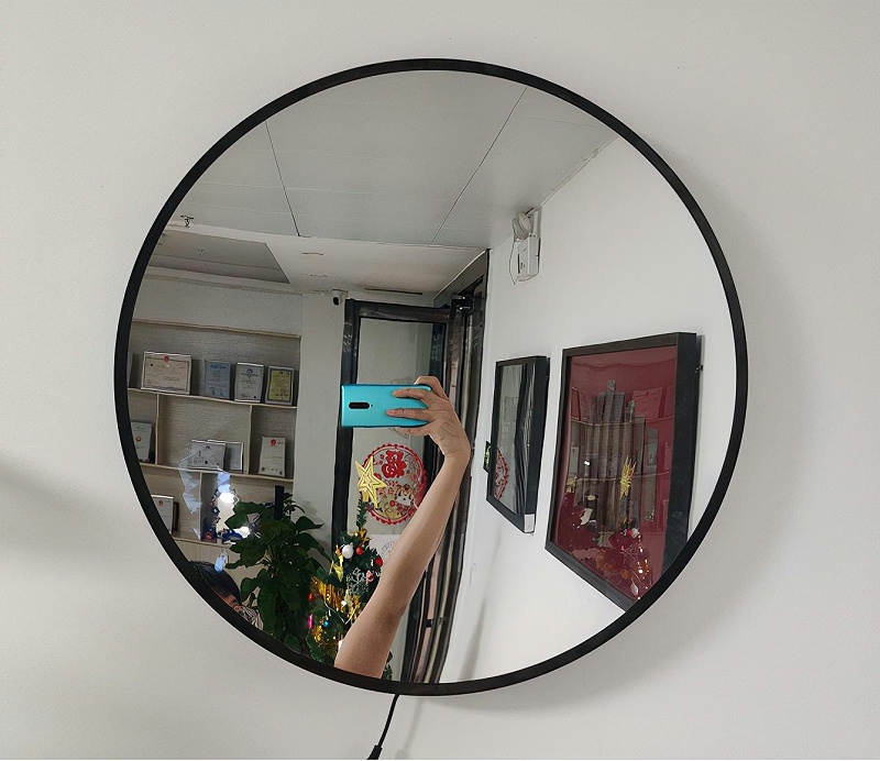 有了半透鏡，標(biāo)識(shí)led燈箱字也能具有立體感4