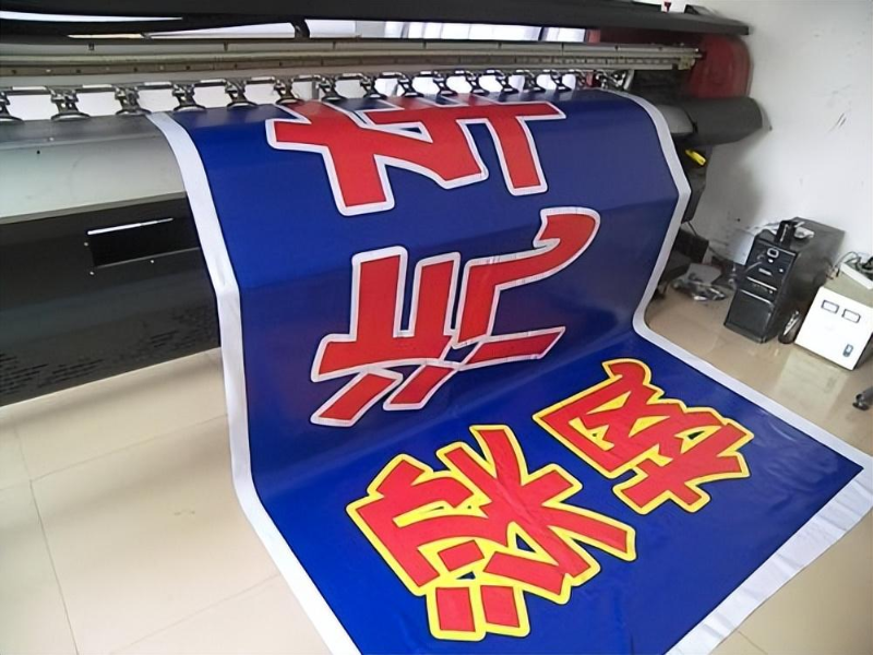 牌匾常見質(zhì)地 帶你分析招牌標(biāo)識3 牌匾多見材料 帶你解析門楣標(biāo)牌3