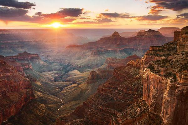 “旅游化”的標(biāo)識系統(tǒng)，讓LOGO牌成為景區(qū)里的獨(dú)特景致